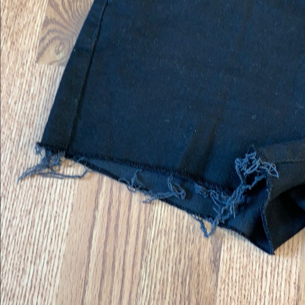 Universal Thread | High Risk Shortie Black Shorts - Picture 5 of 12